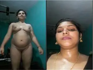 Sexy Desi Bhabhi Record Her Nude Video For Hubby