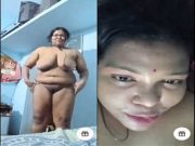 Hot Tamil Bhabhi Shows Her Boobs and pussy On Vc