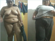 Desi Bhabhi Strip Cloths and Shows Nude Body