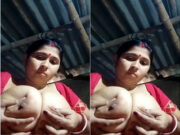 Desi Village Wife Play With her Big Boobs