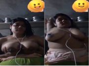 Sexy Bangla Girl Shows Her Boobs On VC