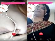 Sexy Boudi Shows Her boobs On Vc