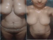 Sexy Figure Bhabhi Shows her Boobs and Pussy